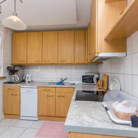 Apartment Ivanka On The Vodice