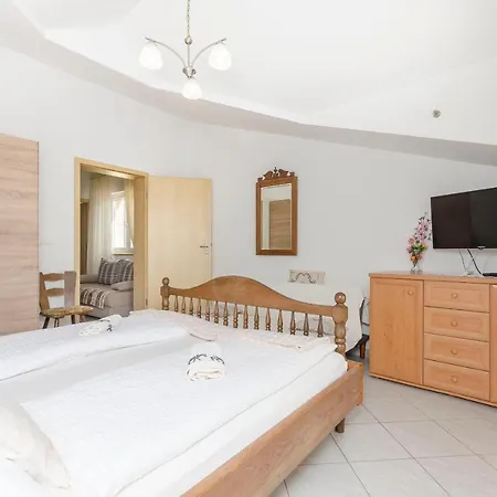 Apartment Ivanka On The