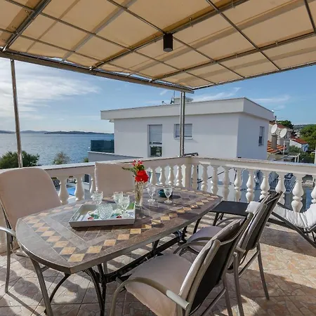 Ivanka On The Lejlighed *