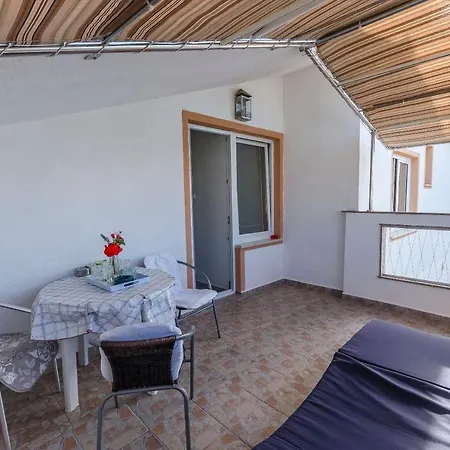 Ivanka On The Apartment