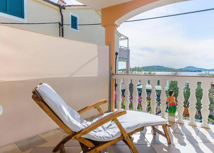 Lägenhet Ivanka On The *