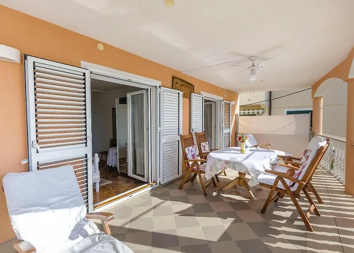 Apartman Ivanka On The *