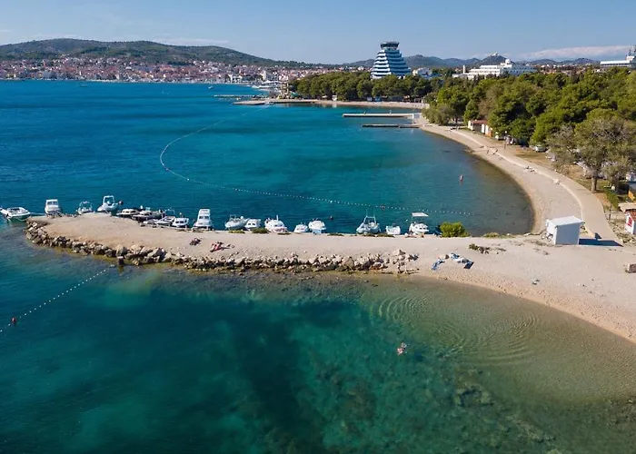 Ivanka On The Apartment *